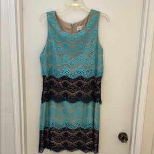 Elegant Lace Dress in Blue